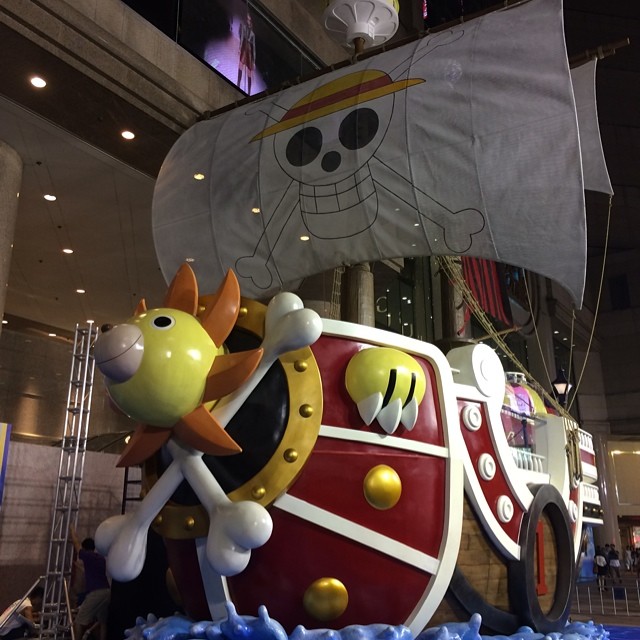 One Piece docked