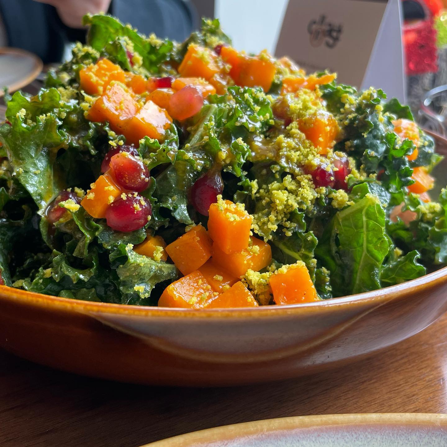 A kale salad to make up for yesterday’s Ramen treat